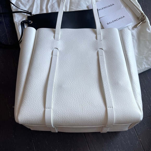 Balenciaga smooth calfskin XS everyday tote bag white 2way w/tag dust bag - Picture 12 of 16
